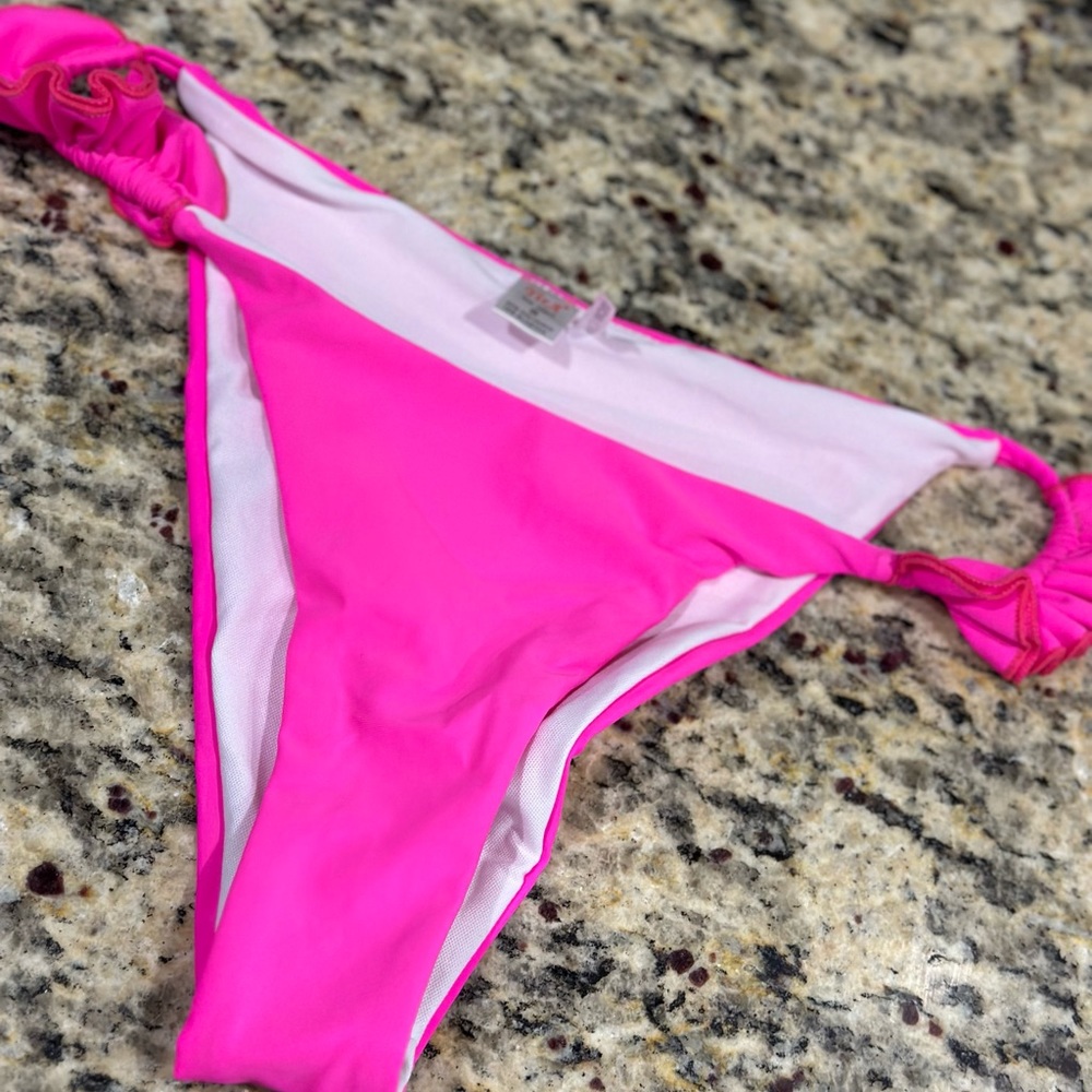 Bathing suit bottoms